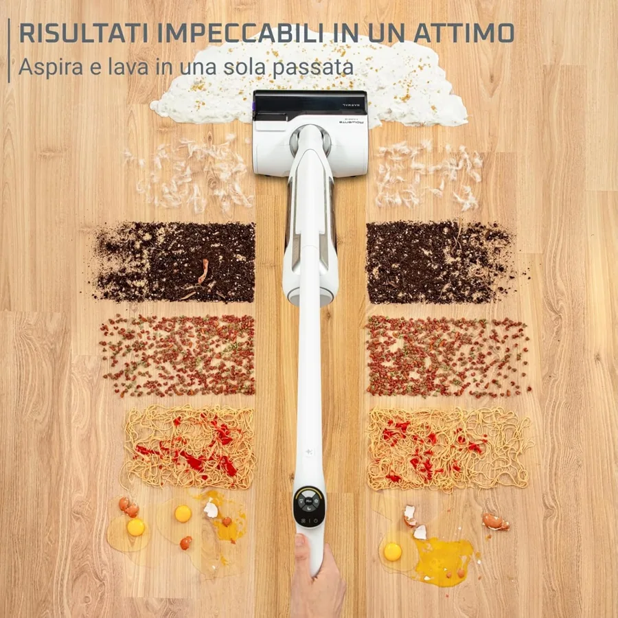 Rowenta X-Clean 10 aspira e lava sporco misto su un pavimento in legno